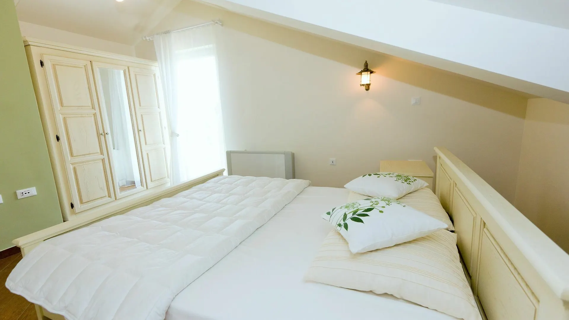 Luxury Apartments Villa Luce Malinska Konukevi